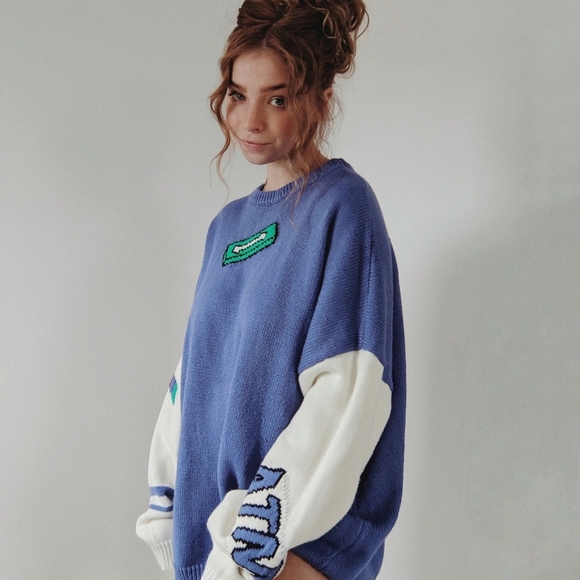 oversized retro graphic sweater - Picture 2 of 3